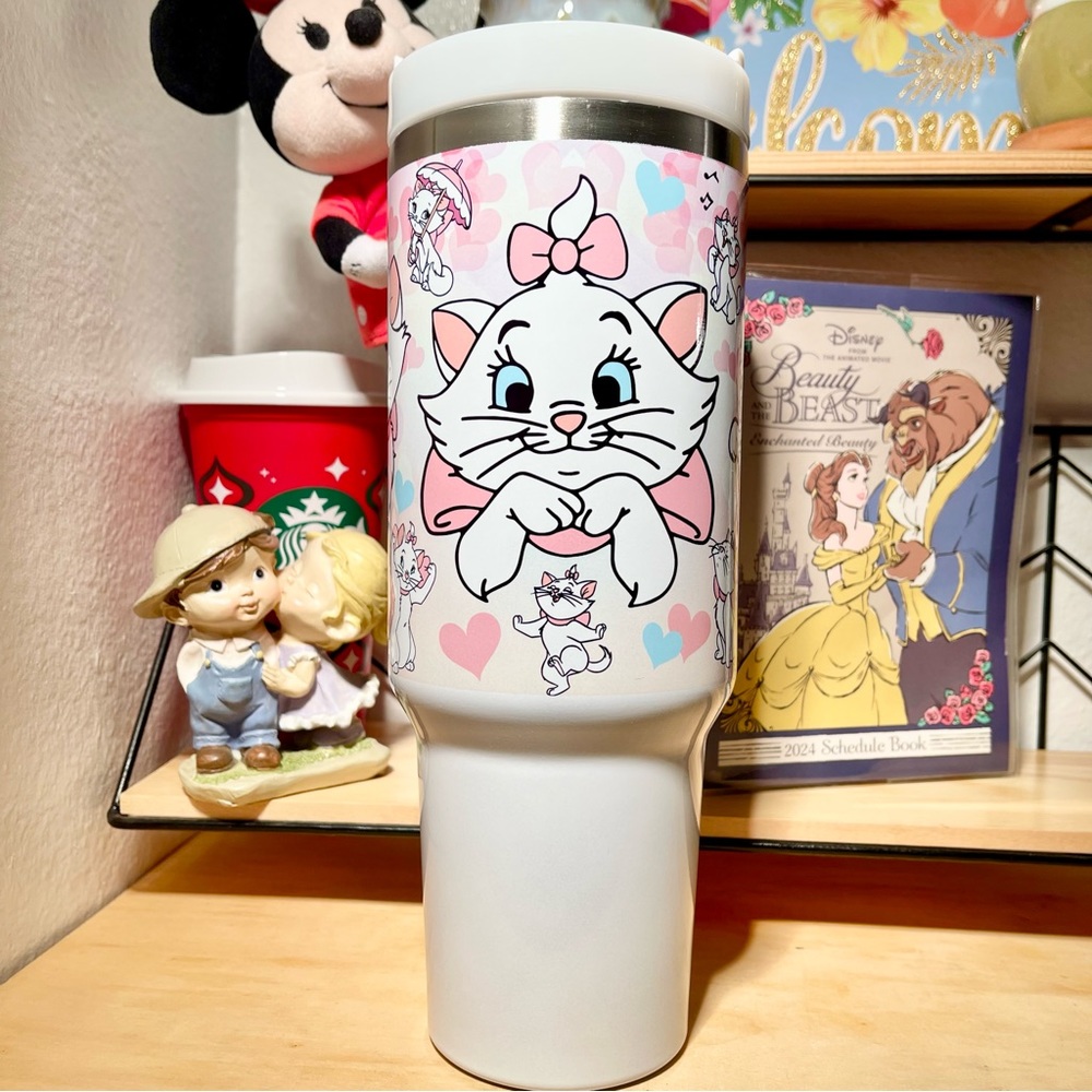 NEW Disney The Aristocats Marie 40 oz Tumbler/Water bottle/Mug with hand carry h - Picture 1 of 3